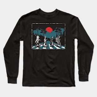 Demons hunting squad Long Sleeve T-Shirt